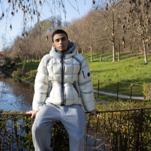 Accueil white puffer